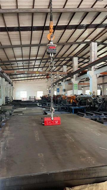 誰知道TOOLOX44材質的？它的物理性能和化學性能是多少？謝謝哦？